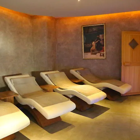 Premium Hotel 5*