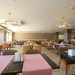 מלון Premium