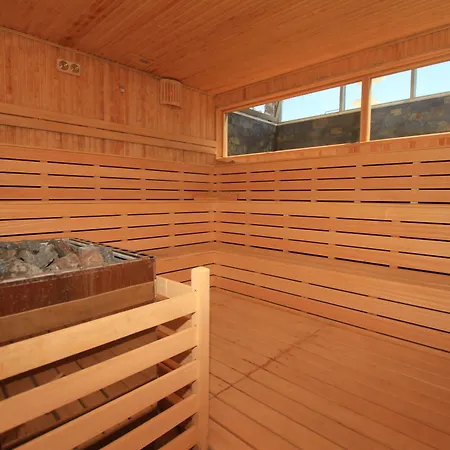 Premium 호텔 투룬치